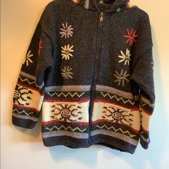 Vintage women knitted sweater. Made in Peru. Size M. - Picture 5 of 14